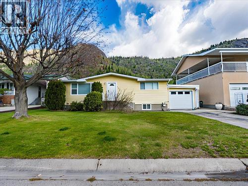 3833 DOGWOOD Drive  Trail, BC V1R 2V4