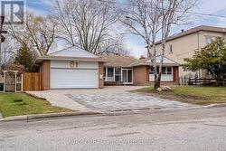 LOWER - 61 ALAMOSA DRIVE Toronto, ON M2J 2N8