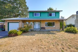 5847 Sycamore St Duncan, BC V9L 3E3
