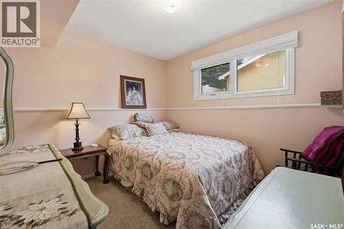 110 Mccarthy Boulevard N, Regina, SK - Indoor Photo Showing Bedroom