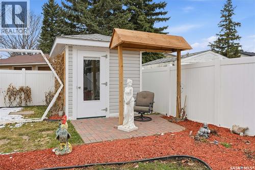 110 Mccarthy Boulevard N, Regina, SK - Outdoor