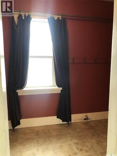 220 Eighth Avenue E, Canora, SK - Indoor Photo Showing Other Room
