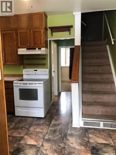 220 Eighth Avenue E, Canora, SK - Indoor Photo Showing Kitchen