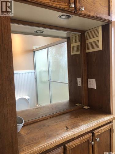 220 Eighth Avenue E, Canora, SK - Indoor Photo Showing Bathroom