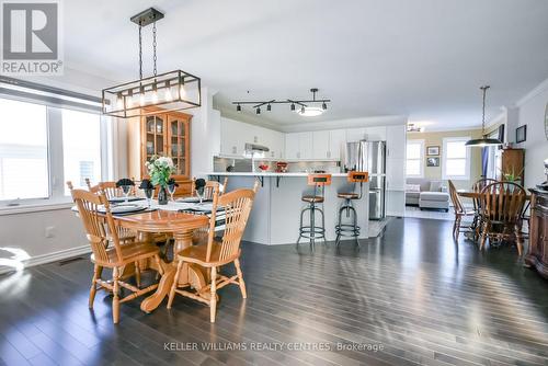 Open concept kitchen and living room - 10 Sinclair Crescent, Ramara, ON - Indoor Photo Showing Dining Room