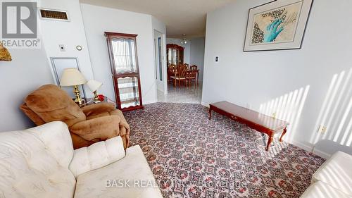 907 - 12 LAURELCREST STREET  Brampton, ON L6S 5Y4