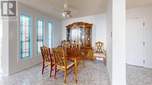 907 - 12 Laurelcrest Street, Brampton, ON - Indoor Photo Showing Dining Room