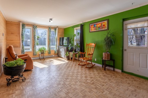 Hall d'entrée/Vestibule - 353 Rue Notre-Dame, Champlain, QC - Indoor