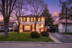 23 Drury Crescent  Brampton, ON L6T 1L1