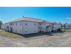 2F-44 Brown BLVD  Fredericton, NB E3A 0L8