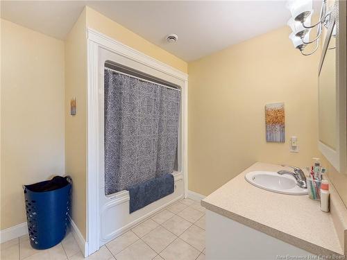 2F-44 Brown Blvd, Fredericton, NB 