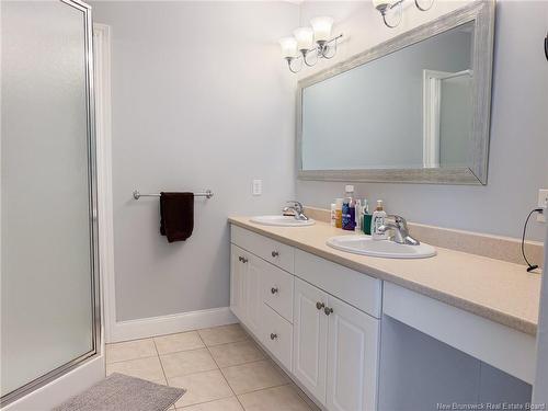 2F-44 Brown Blvd, Fredericton, NB 