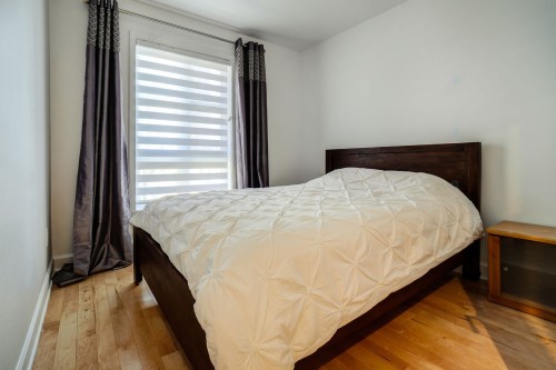 Chambre à coucher - 75 Ch. De La Pointe-Sud, Montréal (Verdun/Île-Des-Soeurs), QC - Indoor Photo Showing Bedroom