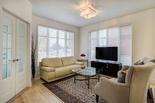 Salon - 75 Ch. De La Pointe-Sud, Montréal (Verdun/Île-Des-Soeurs), QC - Indoor Photo Showing Living Room
