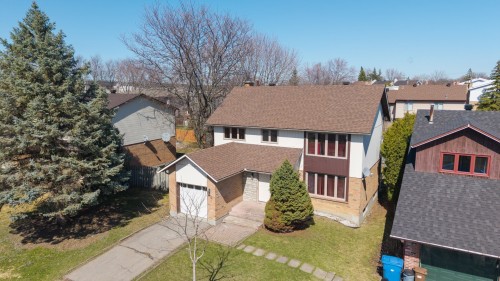 5 Place Baron  Kirkland, QC H9T 3E9
