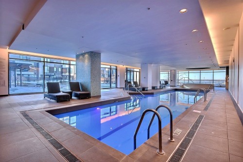 Piscine - 1706-199 Rue De La Rotonde, Montréal (Verdun/Île-Des-Soeurs), QC - Indoor Photo Showing Other Room With In Ground Pool