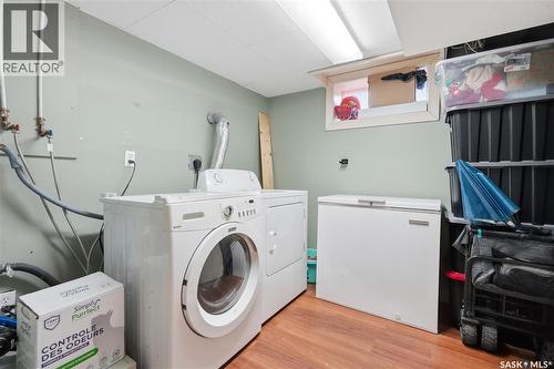 2425 Atkinson Street, Regina, SK - Indoor Photo Showing Laundry Room