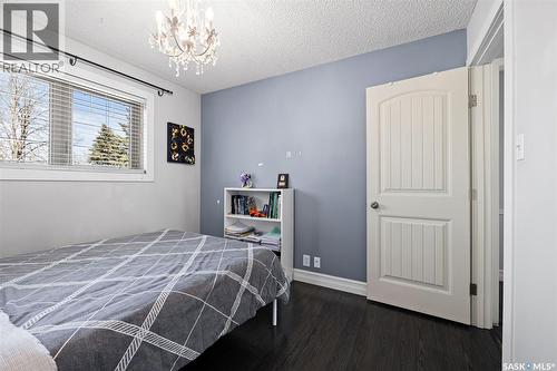 435 Christopher Road, Saskatoon, SK - Indoor Photo Showing Bedroom