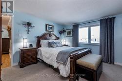 Primary bedroom - 