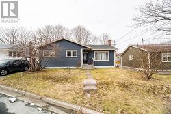 9 Davidson Place St.John's, NL A1E 2A4