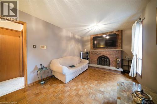 2057 Wincanton Crescent, Mississauga, ON - Indoor With Fireplace
