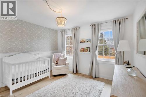 17 Braemar Place, Hamilton, ON - Indoor Photo Showing Bedroom