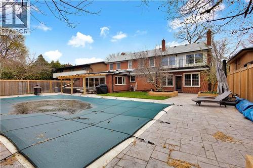 17 Braemar Place, Hamilton, ON - Outdoor With In Ground Pool