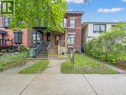426 BRUCE AVENUE Windsor, ON N9A 4W7