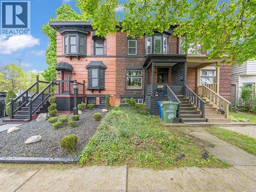 426 BRUCE AVENUE  Windsor, ON N9A 4W7