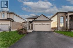 487 GLOVER Road  Stoney Creek, ON L8E 5C6