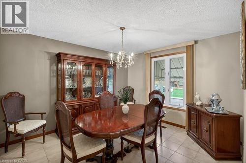 190 Deschene Avenue, Hamilton, ON - Indoor Photo Showing Dining Room