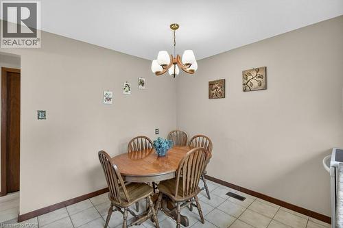 190 Deschene Avenue, Hamilton, ON - Indoor Photo Showing Dining Room