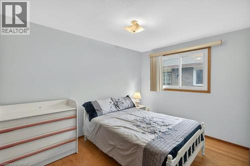 190 Deschene Avenue, Hamilton, ON - Indoor Photo Showing Bedroom