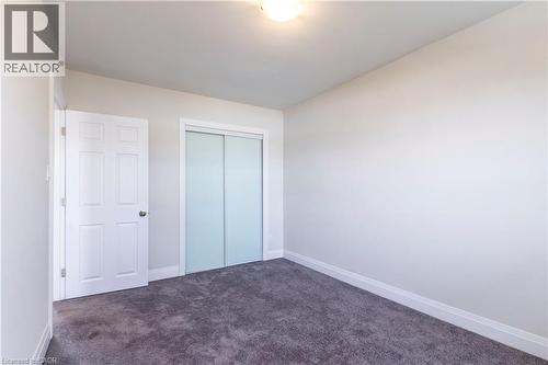 Neutral-toned wall finishes throughout - 2337 Barclay Road, Burlington, ON - Indoor Photo Showing Other Room