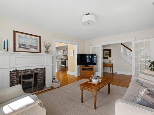 12 Banook Avenue, Dartmouth, NS 