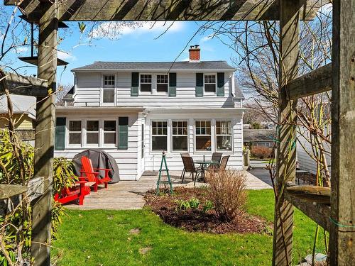 12 Banook Avenue, Dartmouth, NS 