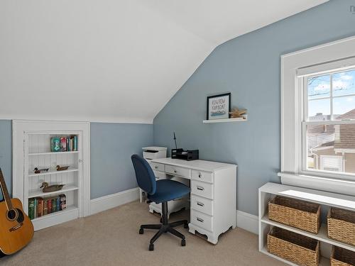 12 Banook Avenue, Dartmouth, NS 
