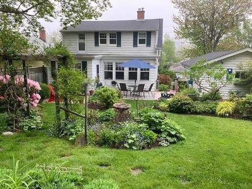 12 Banook Avenue, Dartmouth, NS 