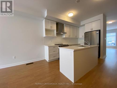 68 Stauffer Crescent, Markham, ON - Indoor Photo Showing Kitchen