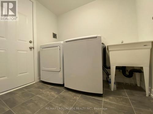 68 Stauffer Crescent, Markham, ON - Indoor Photo Showing Laundry Room