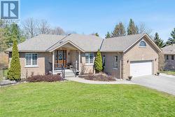 5 BLAKE COURT  Wasaga Beach, ON L9Z 1R8