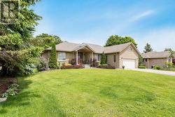 5 BLAKE COURT Wasaga Beach, ON L9Z 1R8