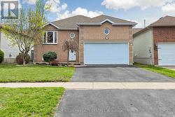 171 MARSELLUS DRIVE Barrie, ON L4N 8V7