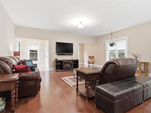 695 Sandwick Drive, Hammonds Plains, NS 