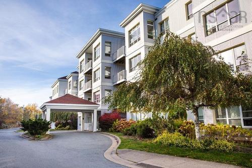 402 3807 Mont Blanc Terrace, Halifax, NS 