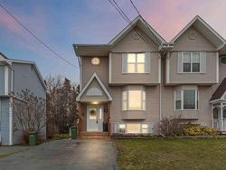 26 Sprucevale Drive  Timberlea, NS B3T 1J8