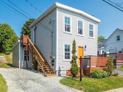 79 Rose Street Street  Dartmouth, NS B3A 2T8