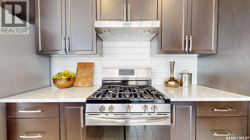 2098 Riverbend View, Regina, SK - Indoor Photo Showing Kitchen With Upgraded Kitchen