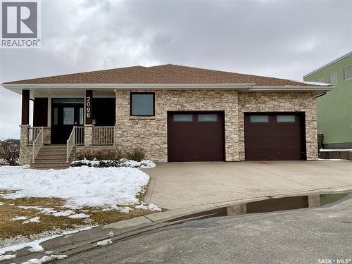 2098 Riverbend View, Regina, SK - Outdoor