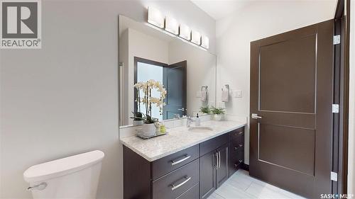 2098 Riverbend View, Regina, SK - Indoor Photo Showing Bathroom
